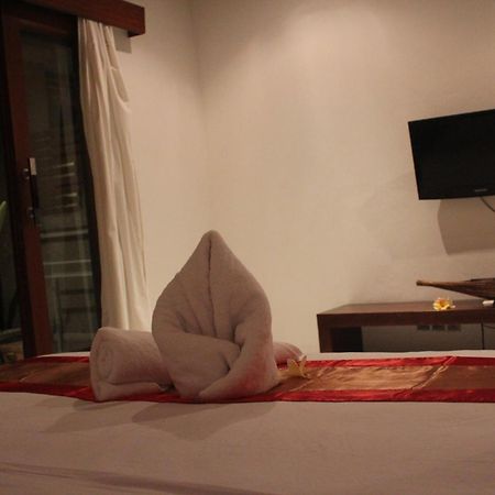 Letos Kubu Homestay Kuta Lombok Szoba fotó