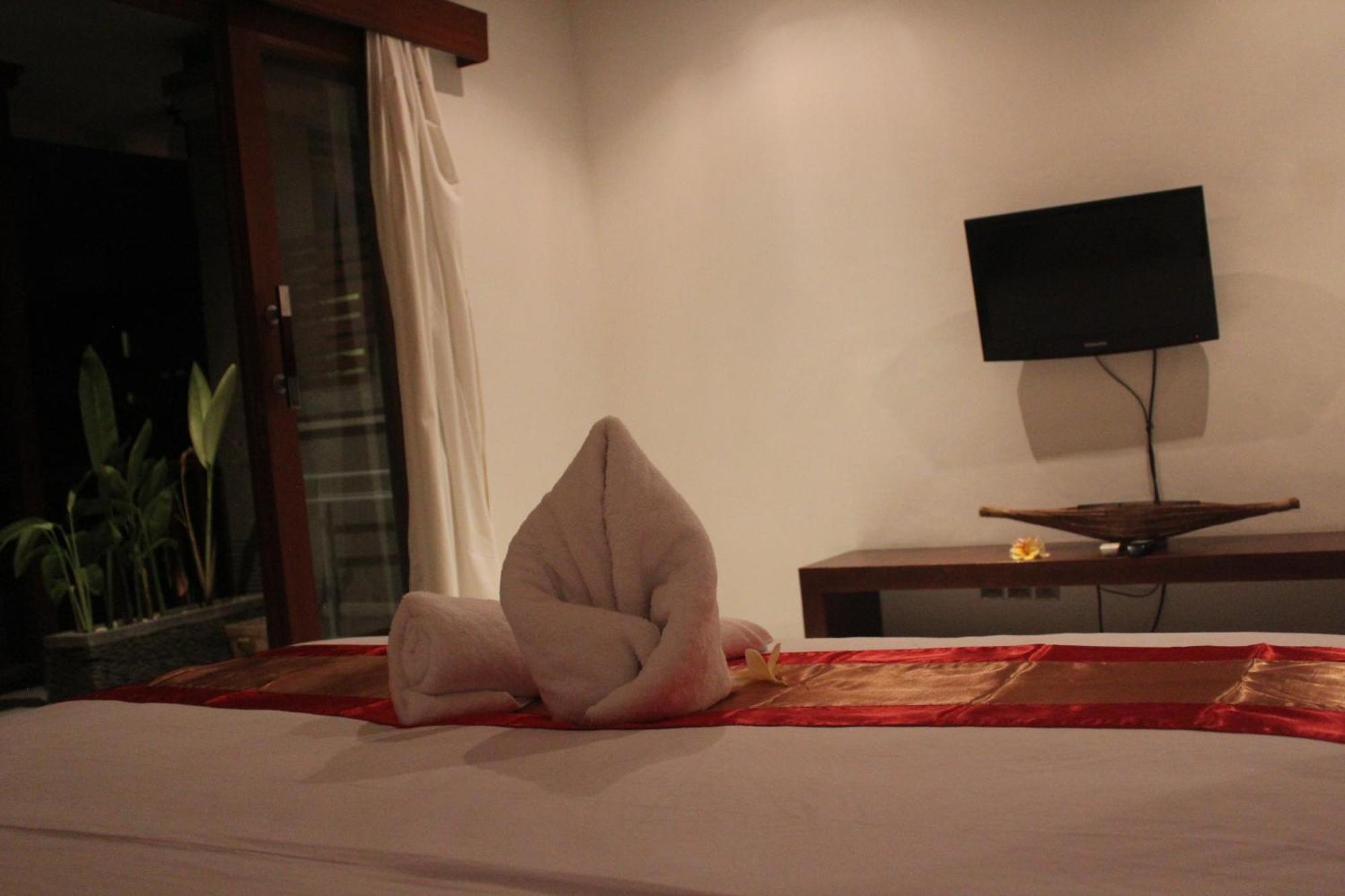 Letos Kubu Homestay Kuta Lombok Szoba fotó
