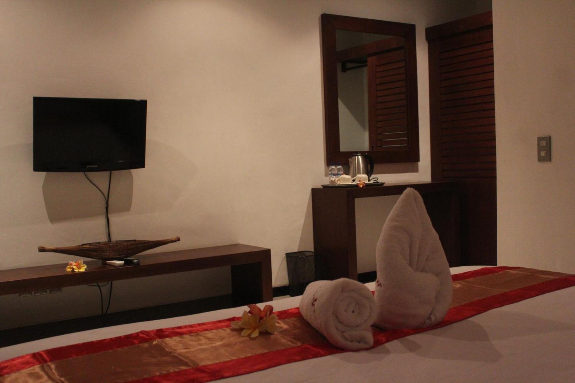 Letos Kubu Homestay Kuta Lombok Szoba fotó